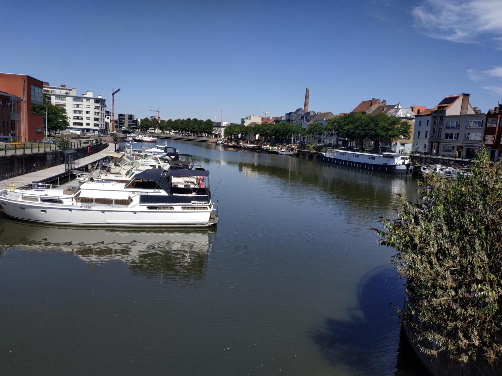 Wonderful Stay Monet Gent Bagian luar foto